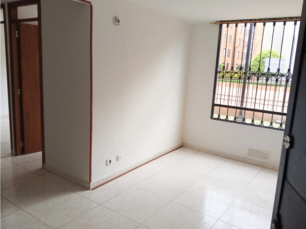 Apartamento en Venta en Conjunto Cerrado en Bosa, 48 M2 — foto 2