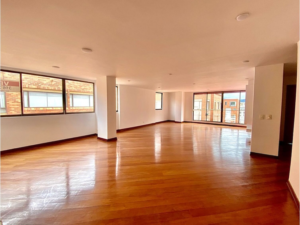 Apartamento en Venta en Santa Paula, 164,05 M2 + 17 mts Balcón — foto 2
