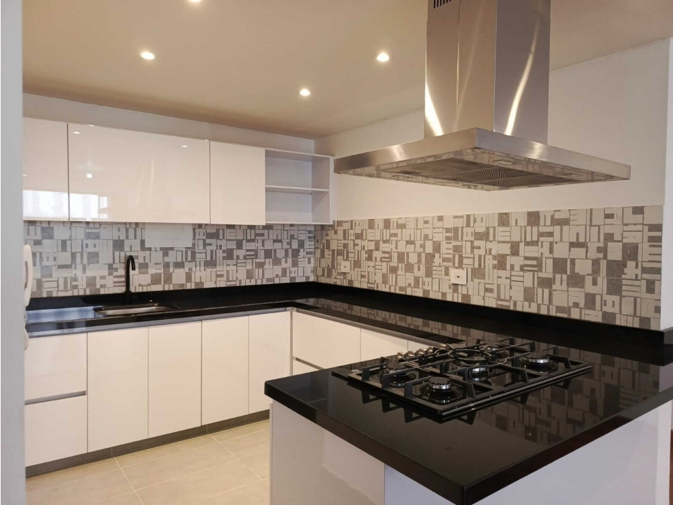 Apartamento REMODELADO en Arriendo en santa Bárbara, 85 M2 — foto 2