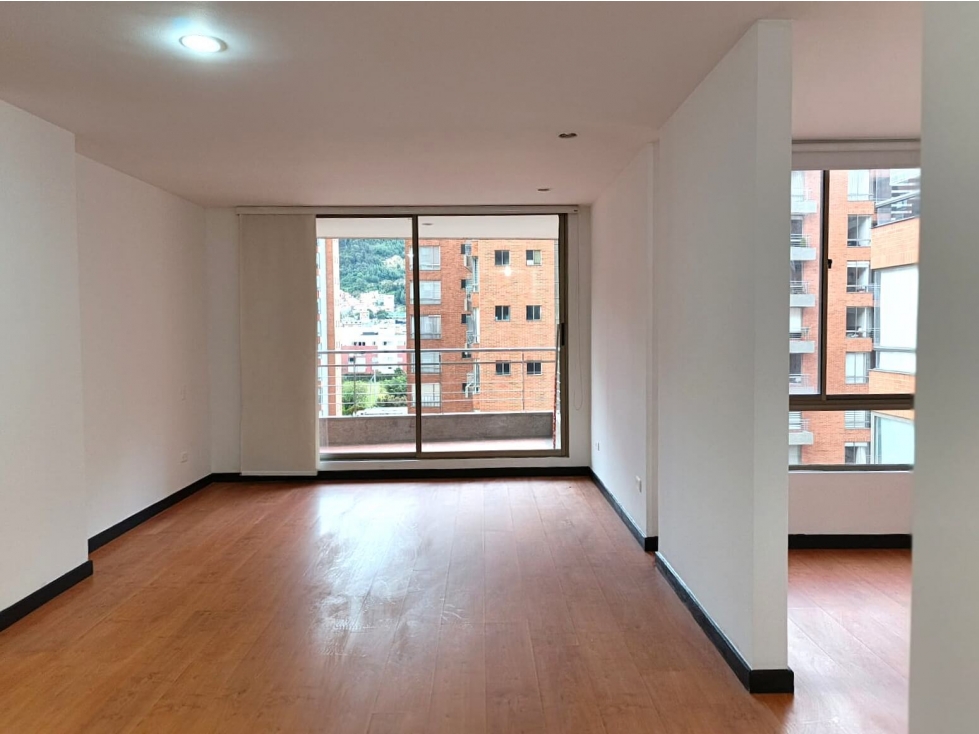 Apartamento Club House en Venta, Los Cedros 95 m2 — foto 2