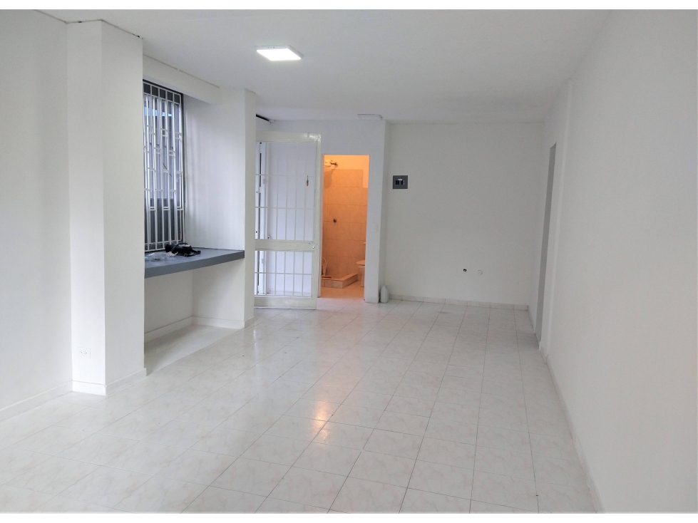Bodega, local u oficina en Arriendo en Teusaquillo 113 m2 — foto 6