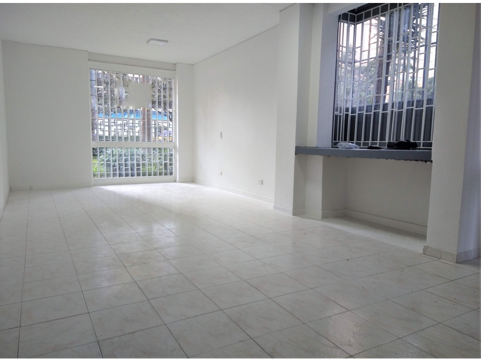 Bodega, local u oficina en Arriendo en Teusaquillo 113 m2 — foto 5