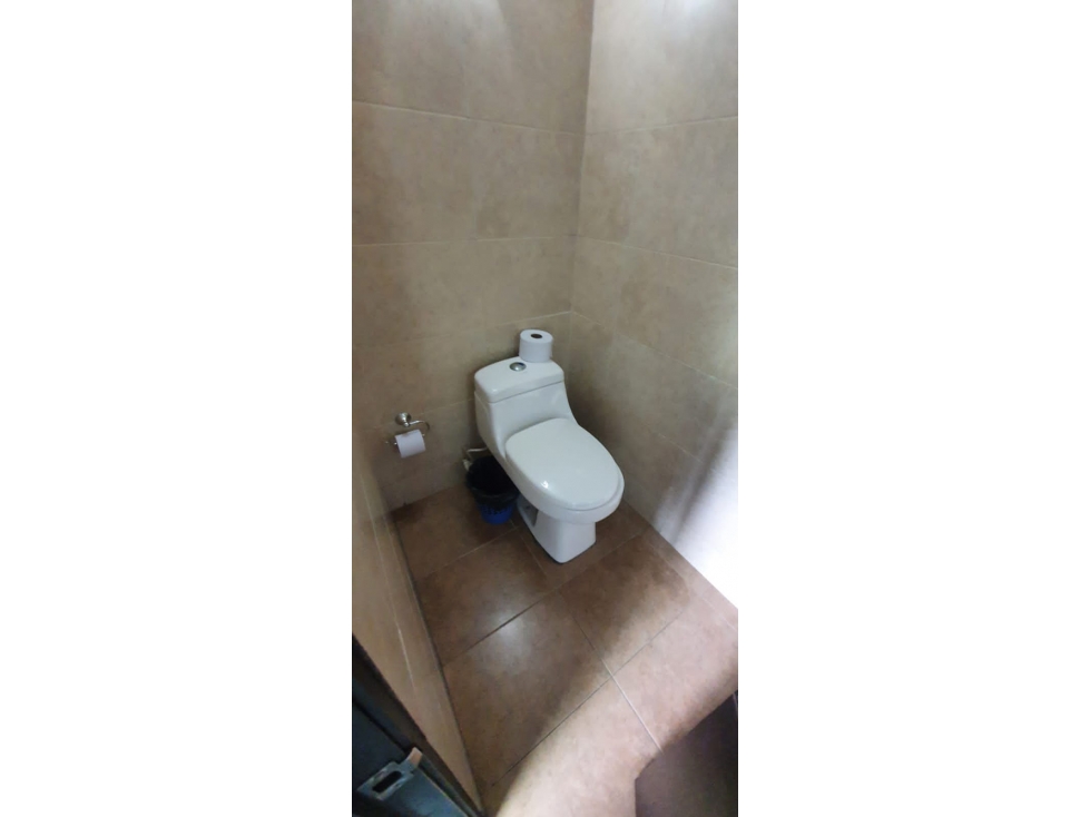Casa en Venta para Empresa u Oficinas en Modelia 340M2 — foto 6