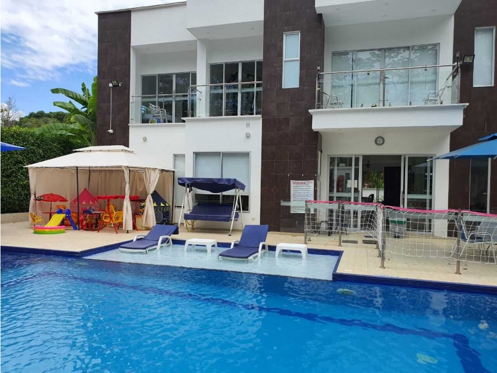 Casa de Recreo en Venta Melgar Tolima 1.300 M2 - 2