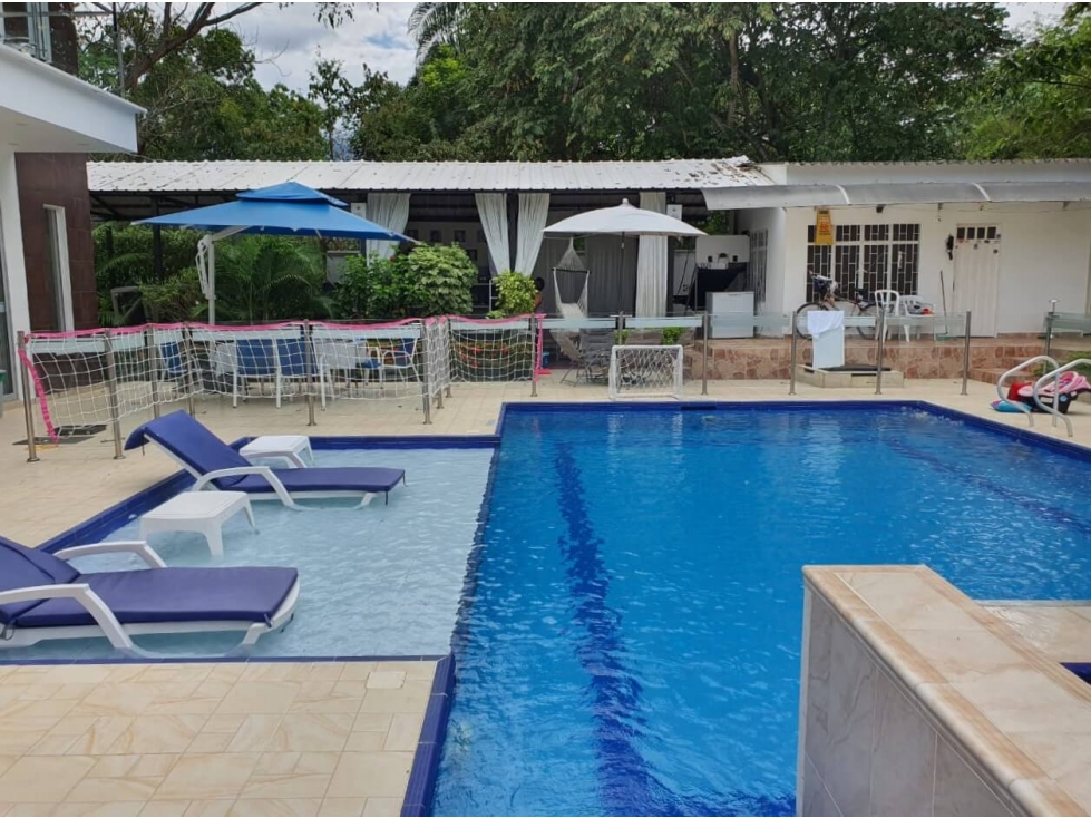 Casa de Recreo en Venta Melgar Tolima 1.300 M2 - 3