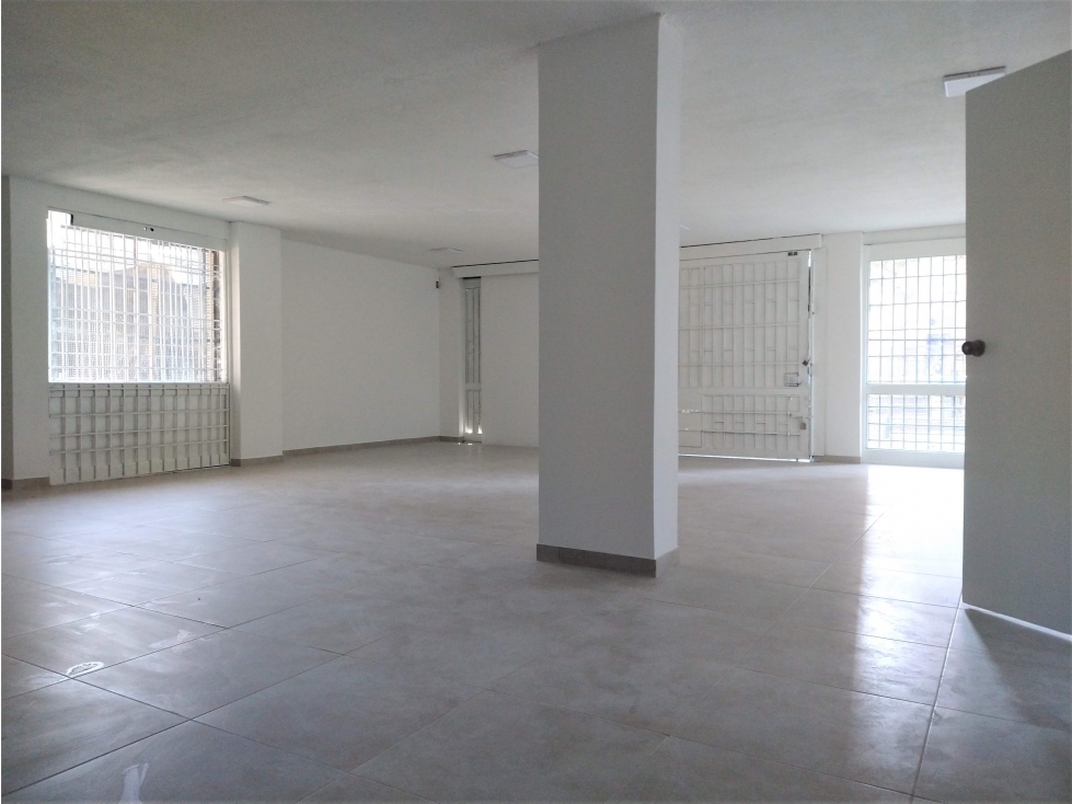 Bodega, local u oficina en Arriendo en Teusaquillo 113 m2