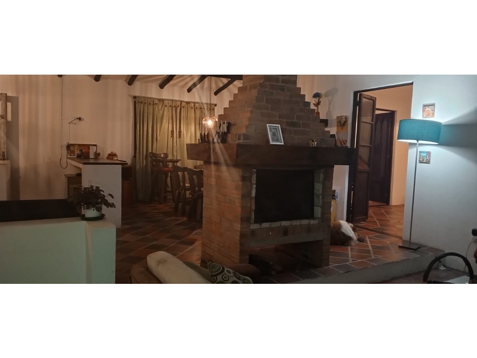 Casa en venta en Subachoque (Cundinamarca) 2.450 M2 - 6