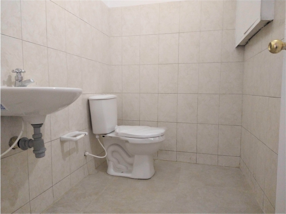 Bodega, local u oficina en Arriendo en Teusaquillo 113 m2 — foto 4