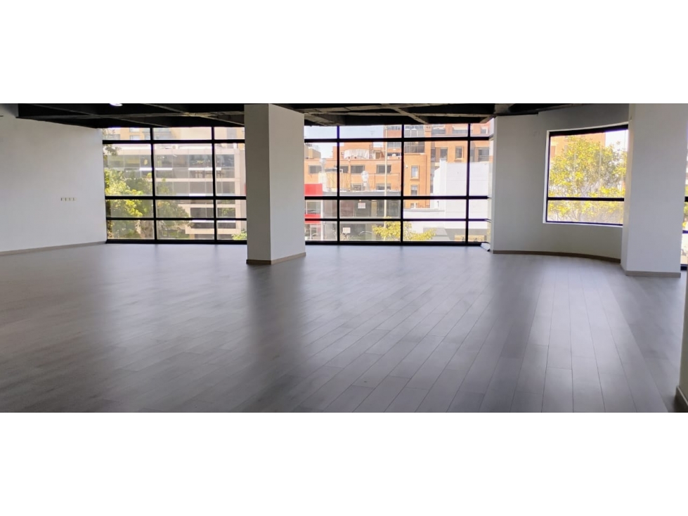 ARRIENDO OFICINA SANTA BARBARA — foto 6