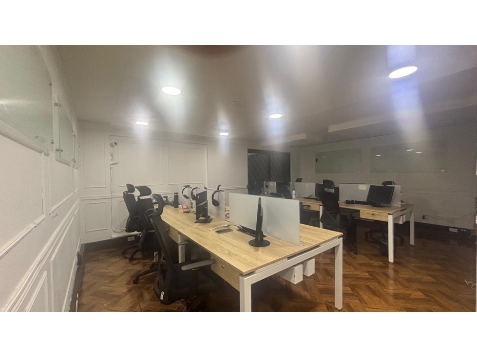 ARRIENDO OFICINAS EL NOGAL — foto 2