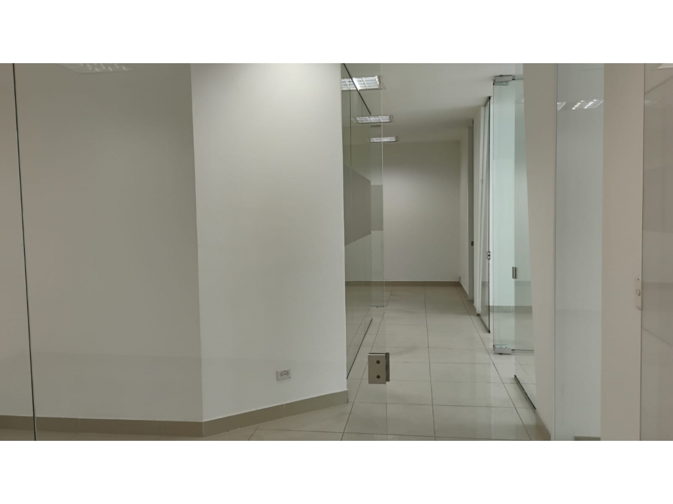 ARRIENDO VENDO OFICINAS CHICO