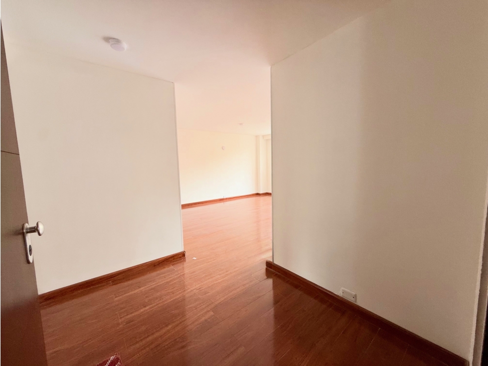 APARTAMENTO EN ARRIENDO CHICO - 5