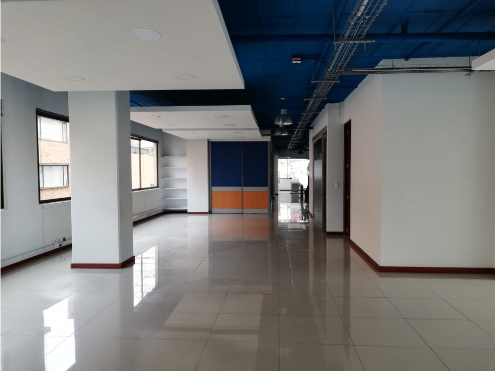 Oficina en Arriendo en Bogotá D.C. - Quinta Camacho — foto 2