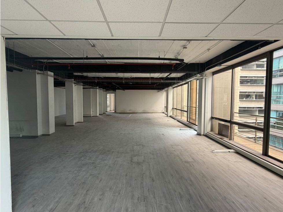 ARRIENDO OFICINAS BARRIO CHICO — foto 3