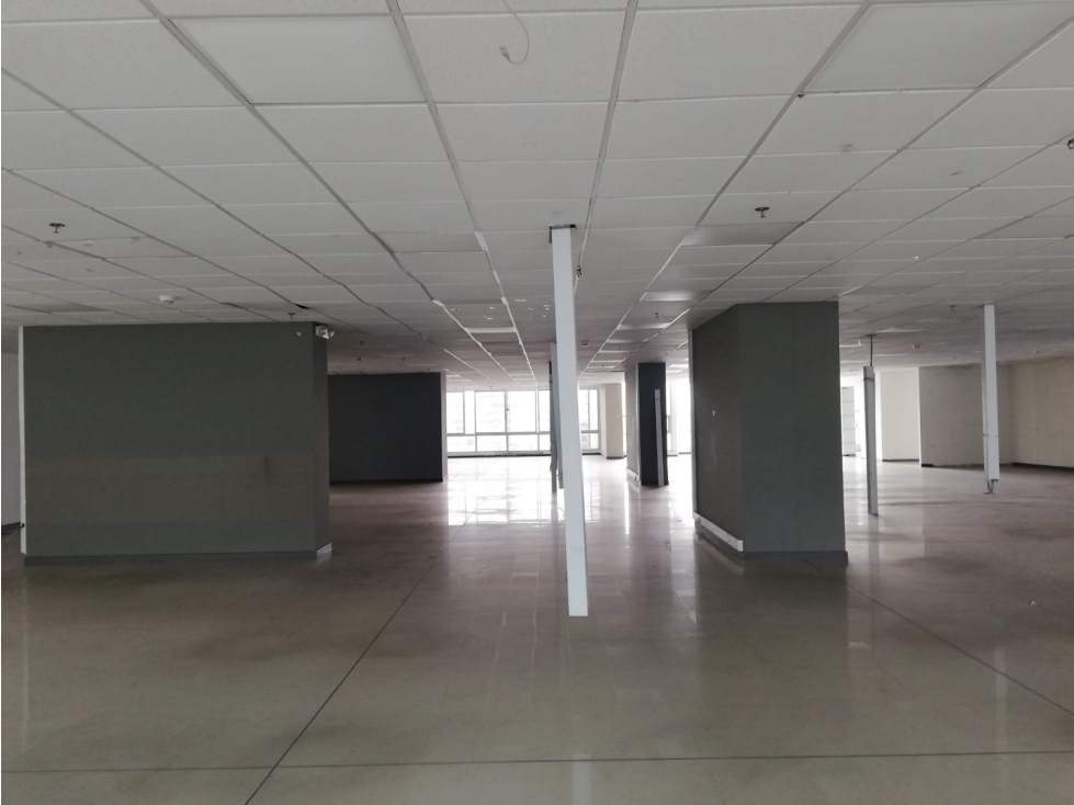ARRIENDO OFICINAS CHICO