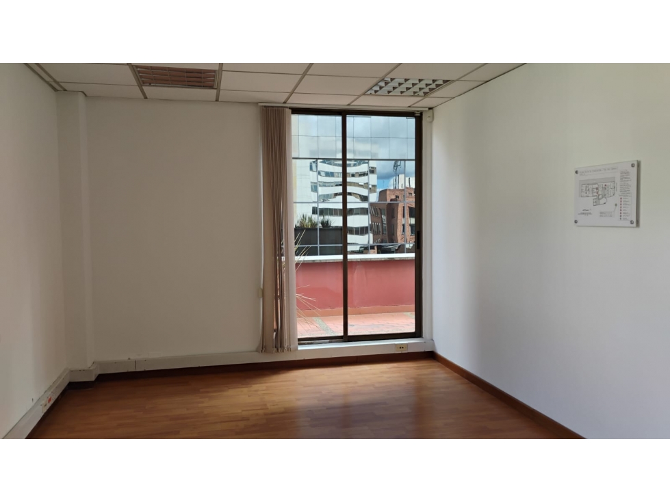 ARRIENDO OFICINAS AV CHILE — foto 3
