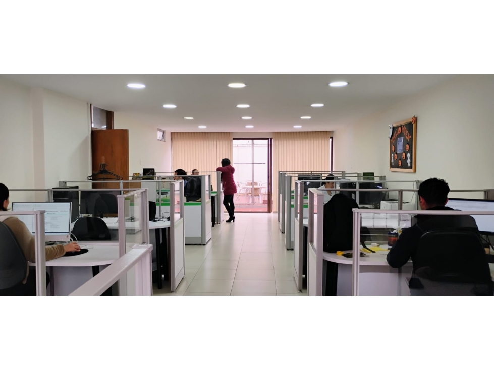 ARRIENDO CASA OFICNAS EL LAGO — foto 3