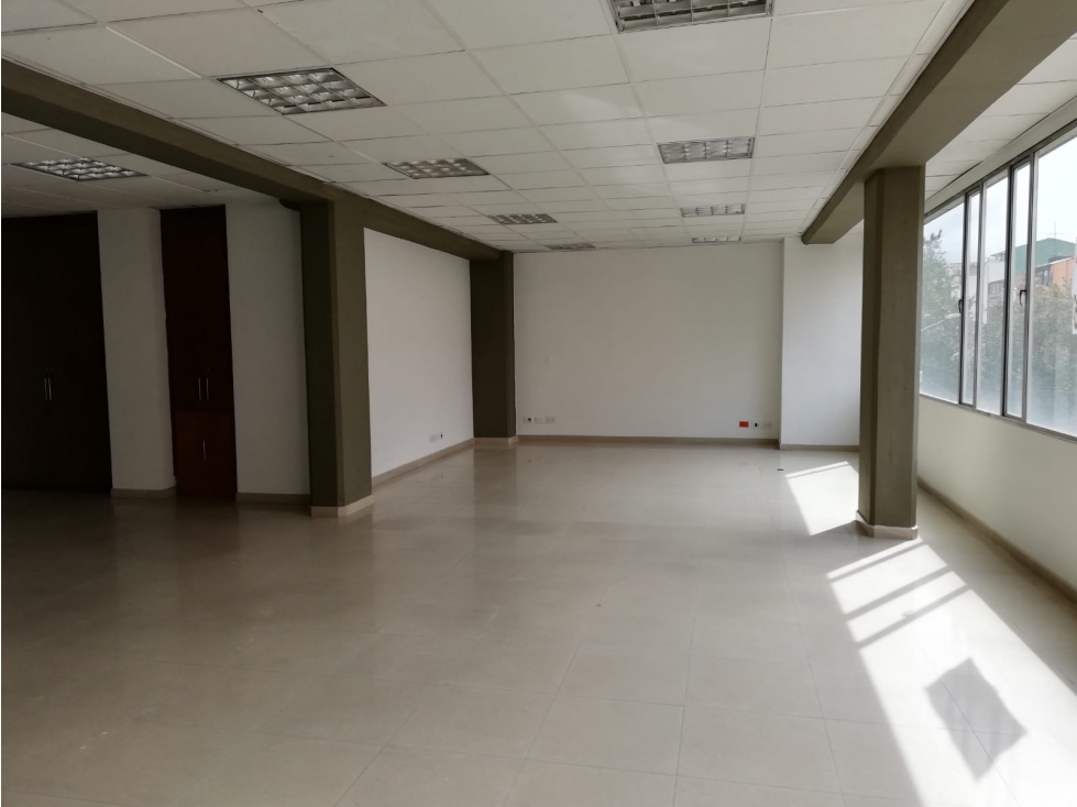 Oficina en Arriendo en Bogotá D.C. - Santa Maria Del Lago
