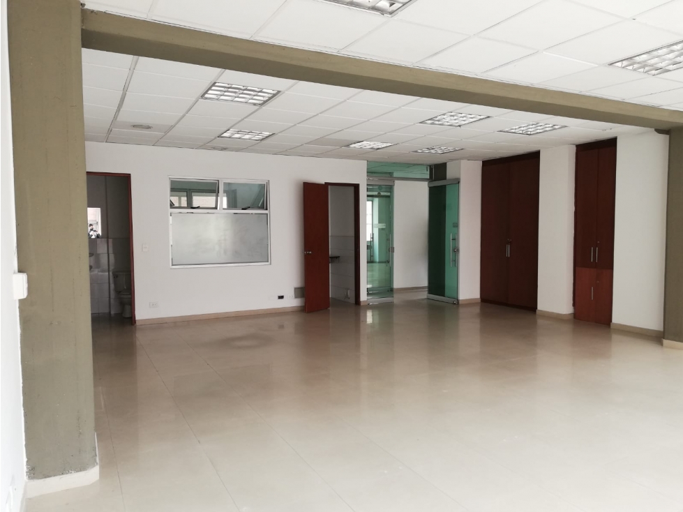 Oficina en Arriendo en Bogotá D.C. - Santa Maria Del Lago — foto 6