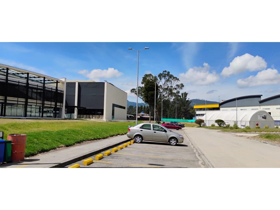 ARRIENDO BODEGAS INDUSTRIALES BRICEÑO - 1
