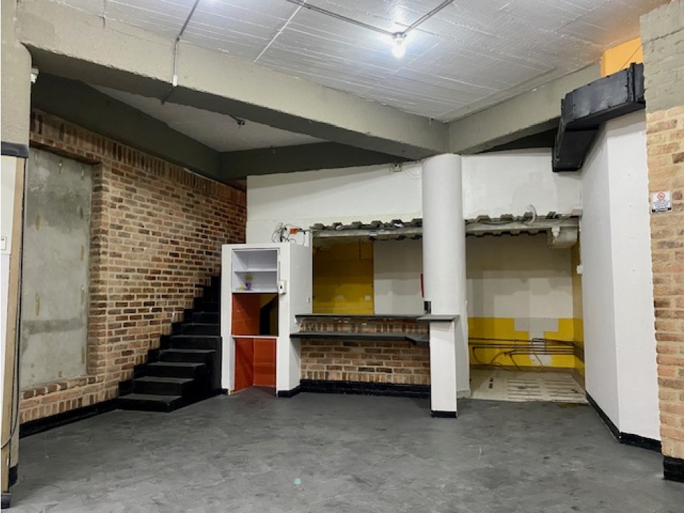 Local en VENTA/ ARRIENDO en Bogotá D.C. - Santa Barbara Alta - 2