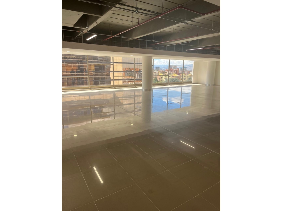 ARRIENDO OFICINA AV EL DORADO EDIFICIO AAA — foto 2
