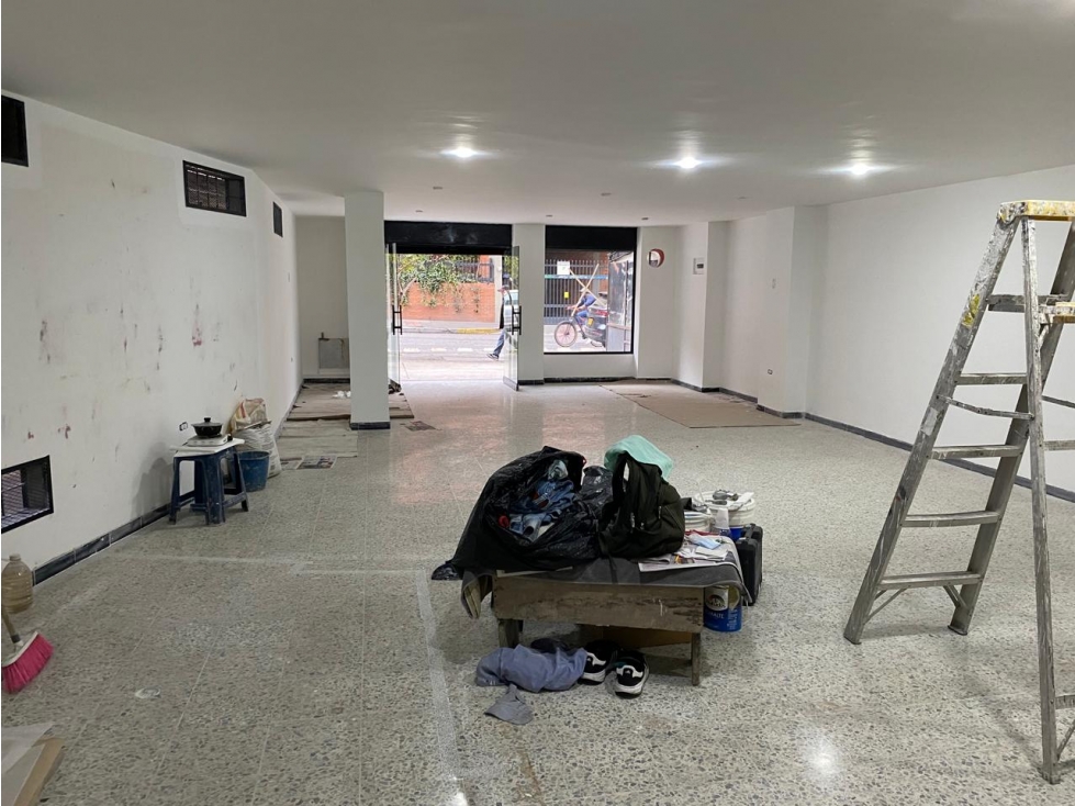 ARRIENDO LOCAL CHAPINERO — foto 2