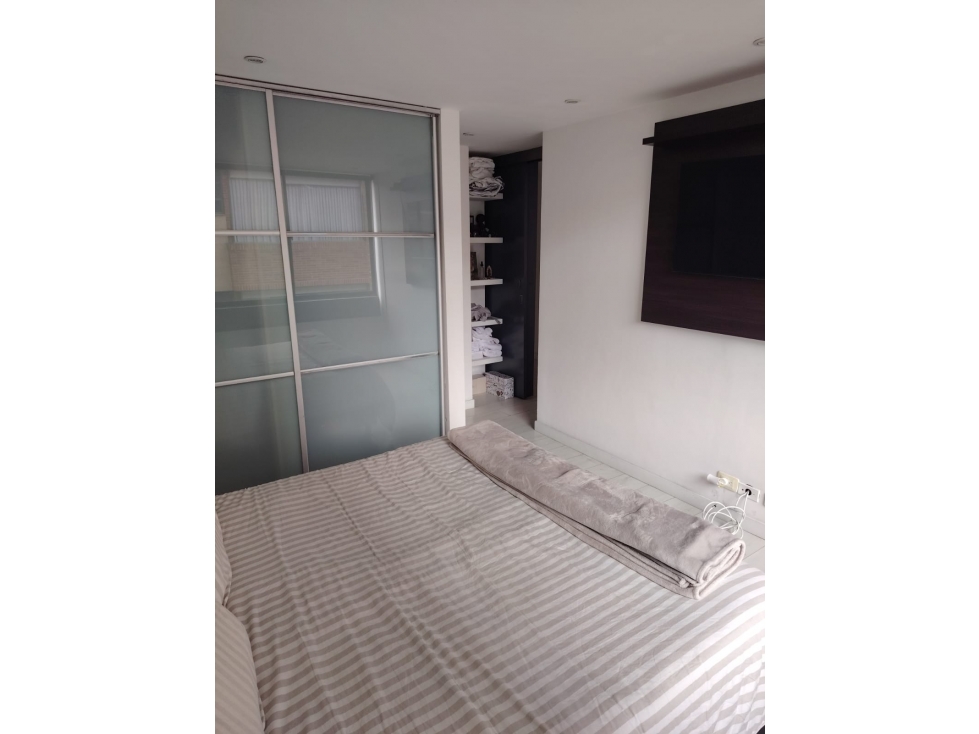 ARRIENDO-VENDO AMPLIO APARTAMENTO CHICO — foto 6