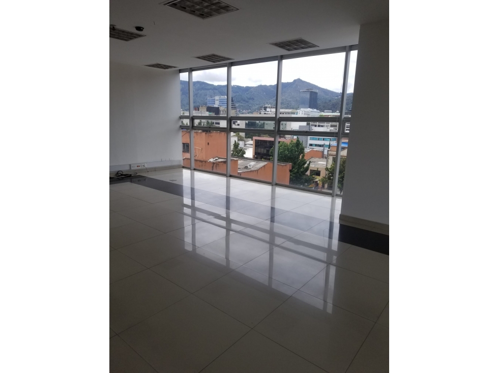 Edificio en Venta-Arriendo en Bogotá D.C. - Chico Norte Ii — foto 2
