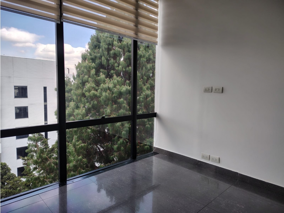 ARRIENDO ESPECTACULAR OFICINA CHICO RESERVADO — foto 4