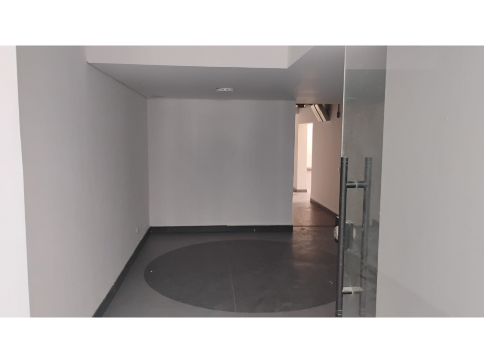 ARRIENDO CASA OFICINAS EN EL LAGO — foto 3