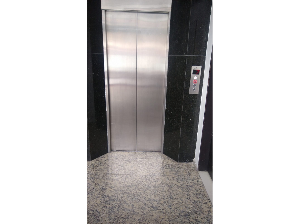 Edificio en Venta-Arriendo en Bogotá D.C. - Chico Norte Ii — foto 3