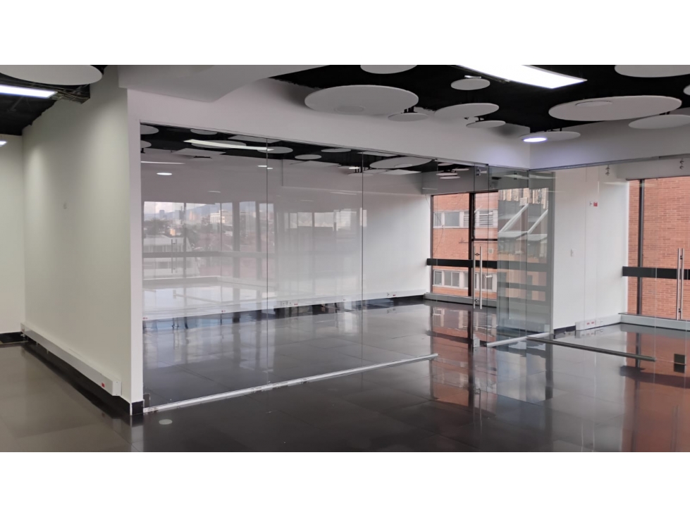 OFICINAS AMOBLADAS QUINTA CAMACHO — foto 4
