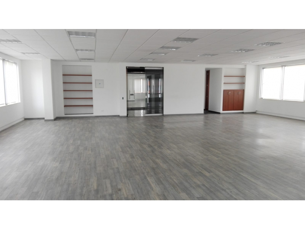 Oficina en Arriendo en Bogotá D.C. - Chico Norte Iii — foto 2