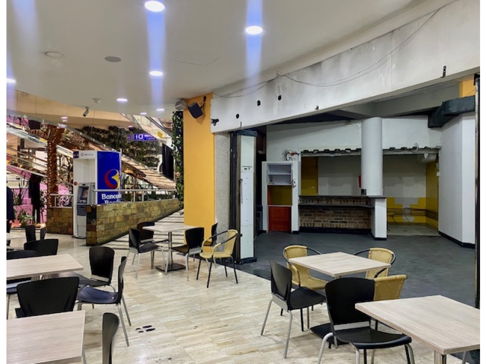 Local en VENTA/ ARRIENDO en Bogotá D.C. - Santa Barbara Alta - 4