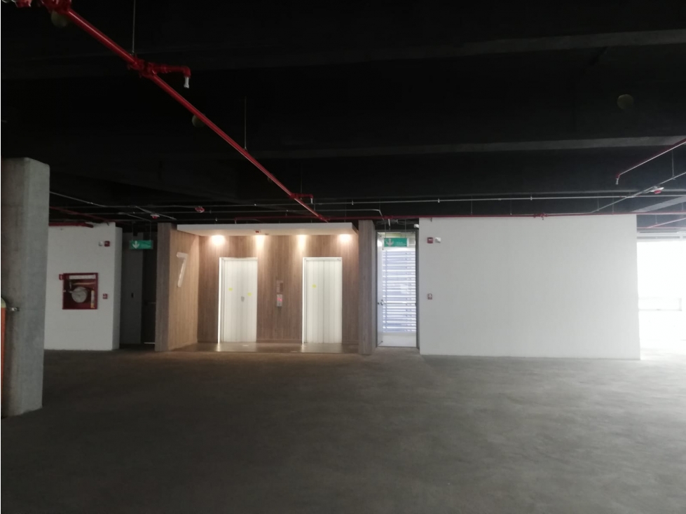 Oficina en Arriendo en Bogotá D.C. - Chico Navarra - 1