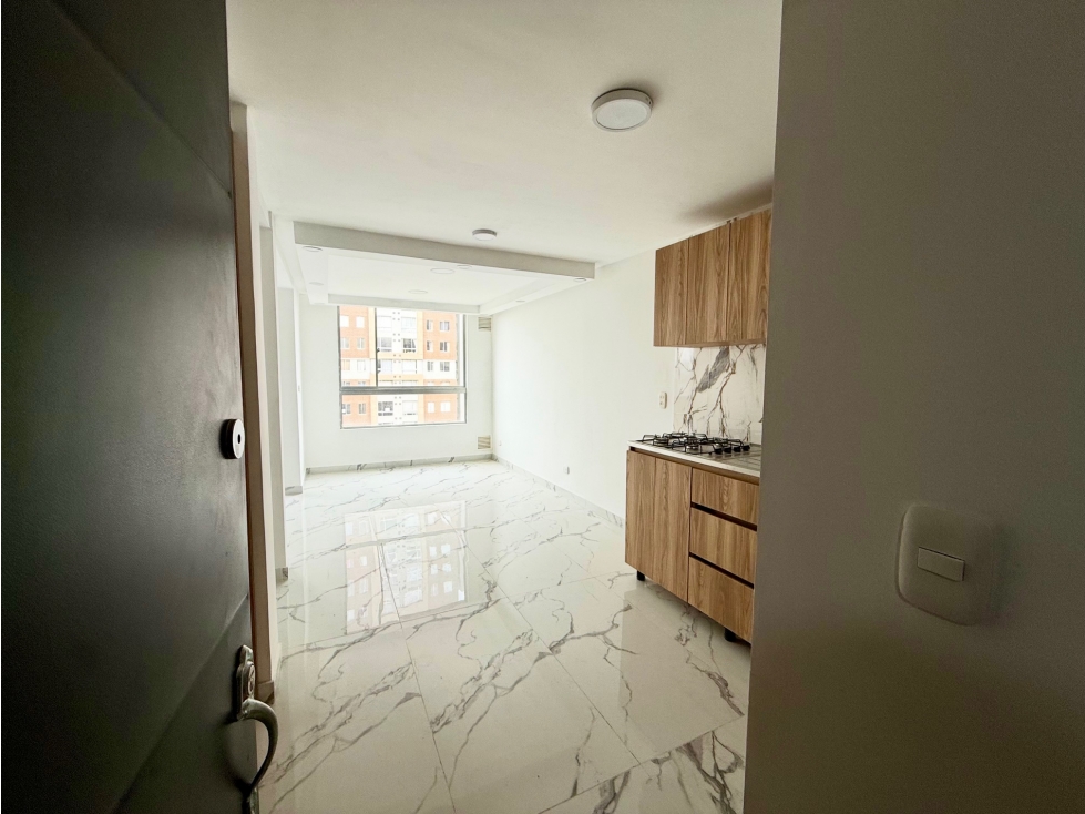 APARTAMENTO EN ARRIENDO SENDEROS DE FONTIBON — foto 4