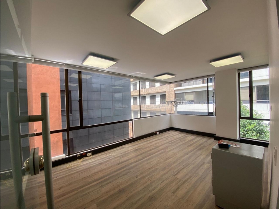 ARRIENDO OFICINAS CHICO — foto 5