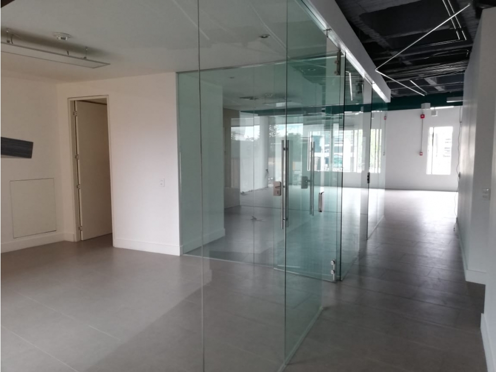 Oficina en Arriendo en Bogotá D.C. - El Nogal — foto 3
