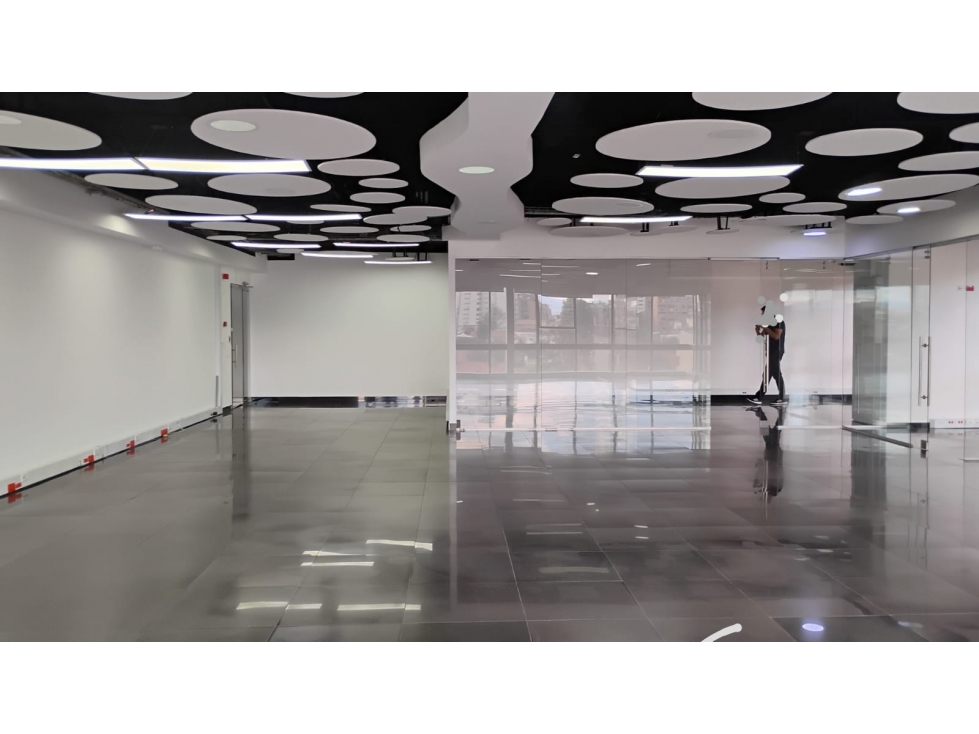OFICINAS AMOBLADAS QUINTA CAMACHO — foto 2