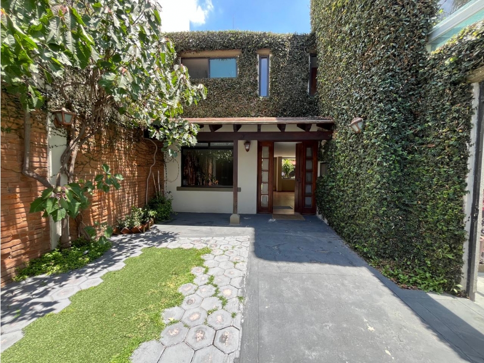 Casa en venta en Santiago Momoxpan, Puebla.