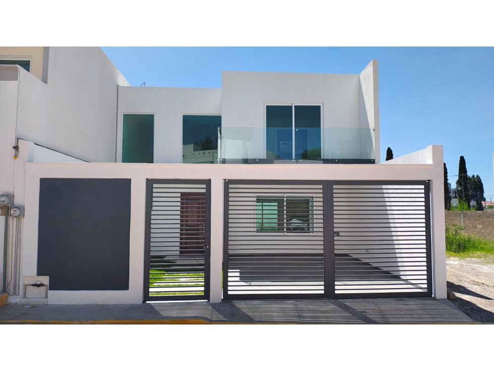 Casa en venta en La Carcaña, San Pedro Cholula, Puebla.