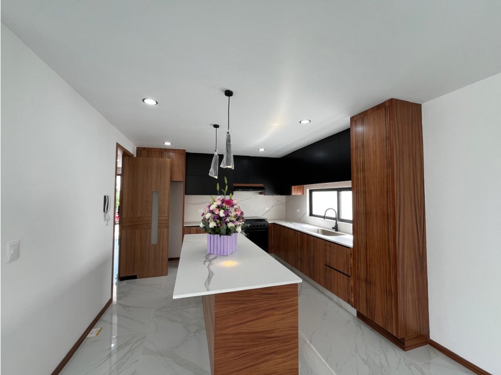 Casa en Venta en Parque San Marino, Lomas de Angelópolis, Puebla. - 5
