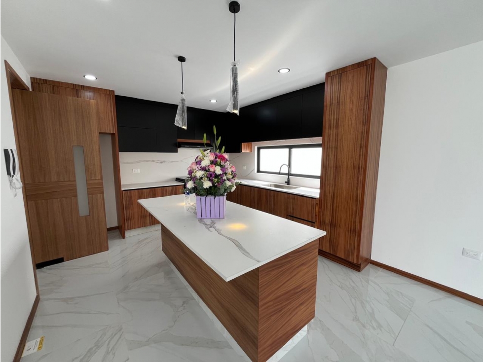 Casa en Venta en Parque San Marino, Lomas de Angelópolis, Puebla. - 6