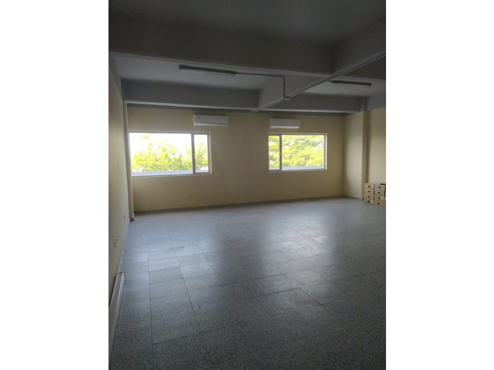 OFICINA EN ARRIENDO - MAMONAL