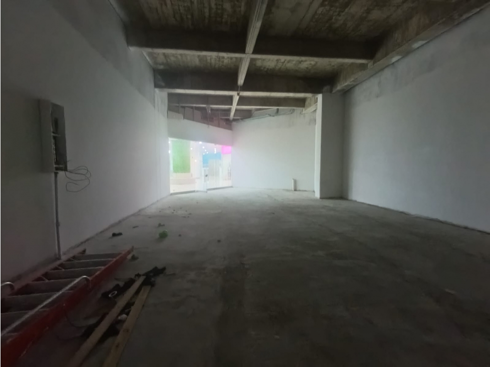 LOCAL EN ARRIENDO, BOCAGRANDE — foto 2