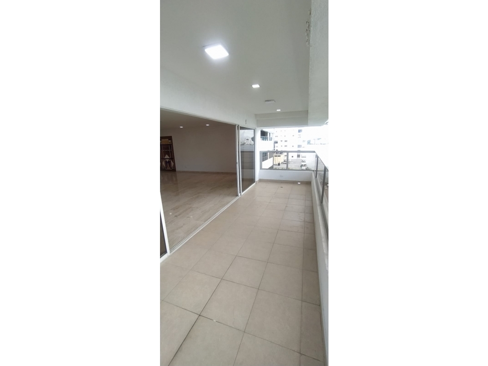 PENTHOUSE EN ARRIENDO- BOCAGRANDE — foto 3