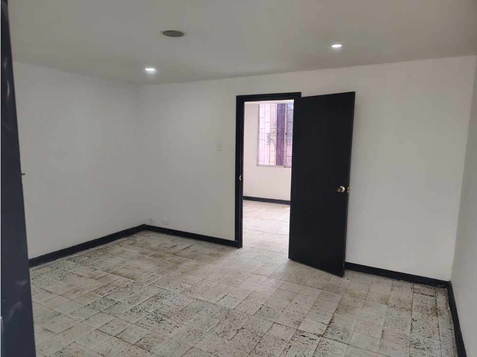 Oficina en Arriendo, Barrio Centro - 3