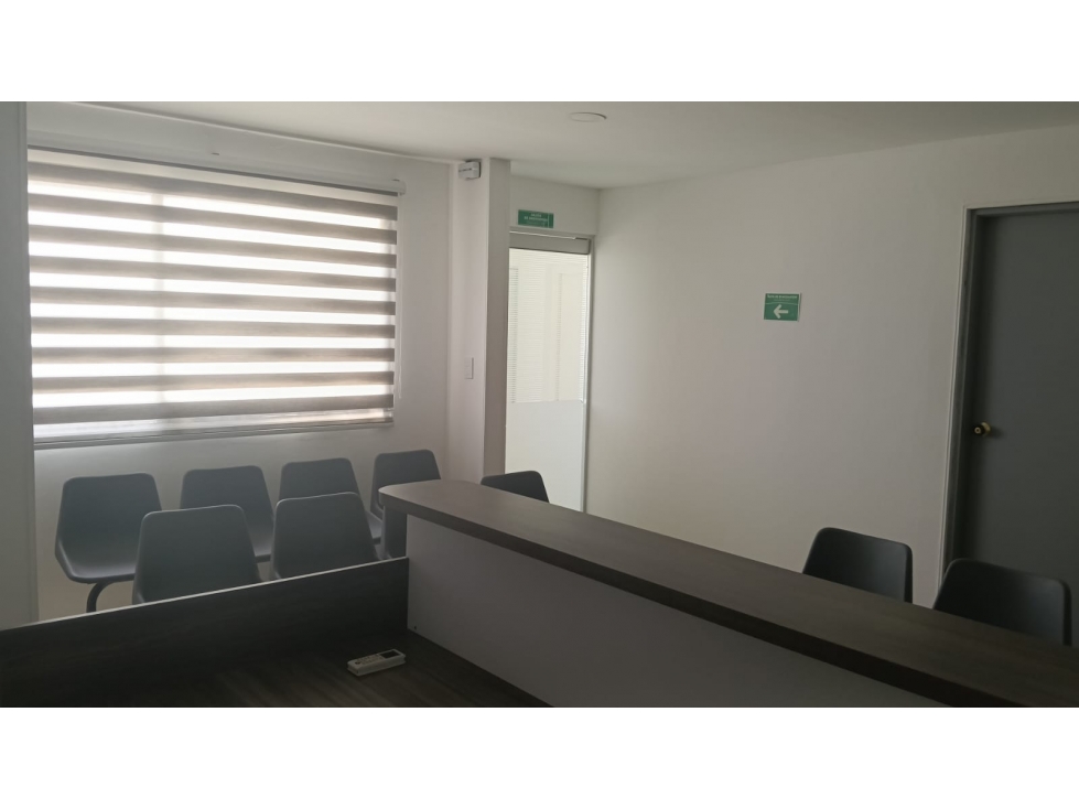 Consultorio/Oficina en Arriendo - Barrio Bocagrande - 6