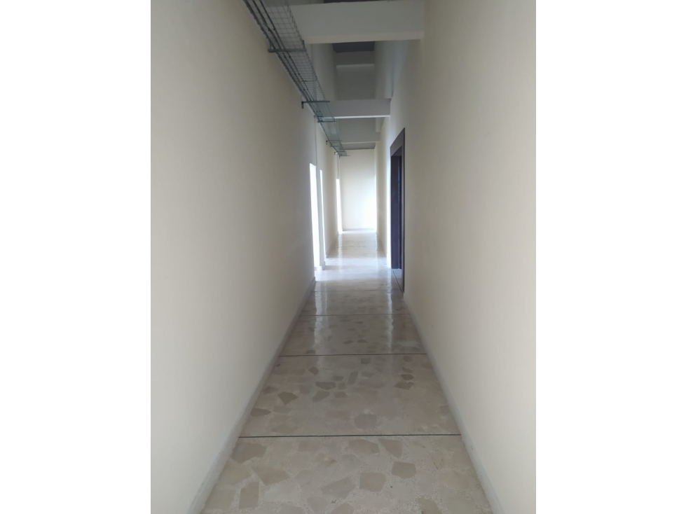 OFICINA EN ARRIENDO - MAMONAL — foto 3